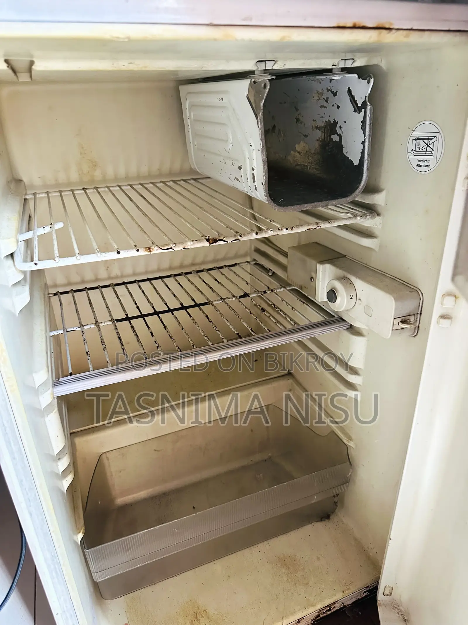 Bosch Used Refrigerator – মাত্র ৬,০০০ টাকা বিক্রয় করা হবে