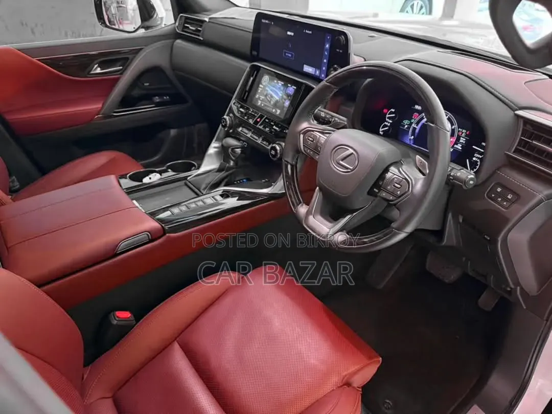 New Lexus LX 600 2025 White