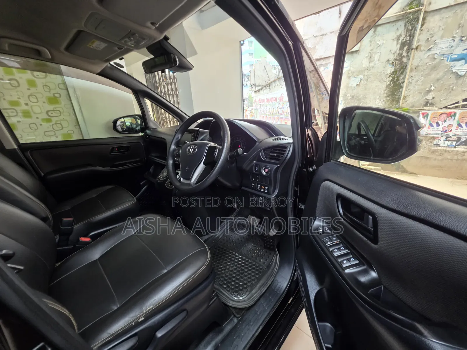 Toyota Noah 2020 Black