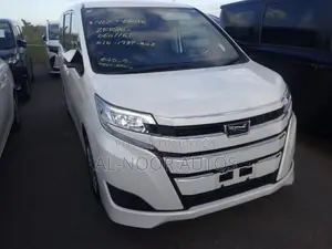 Toyota Noah 2.0 FWD (8 Seater) 2021 Pearl