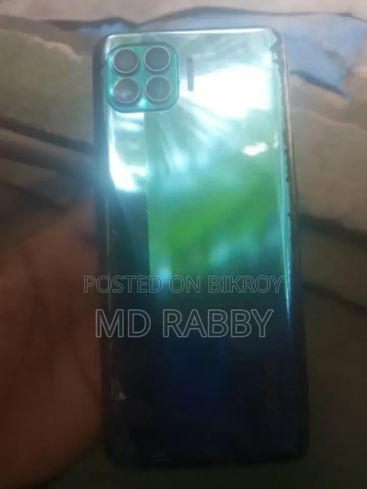 অফিস এফ১৭ প্রো ১২৮ জিবি গ্রিন