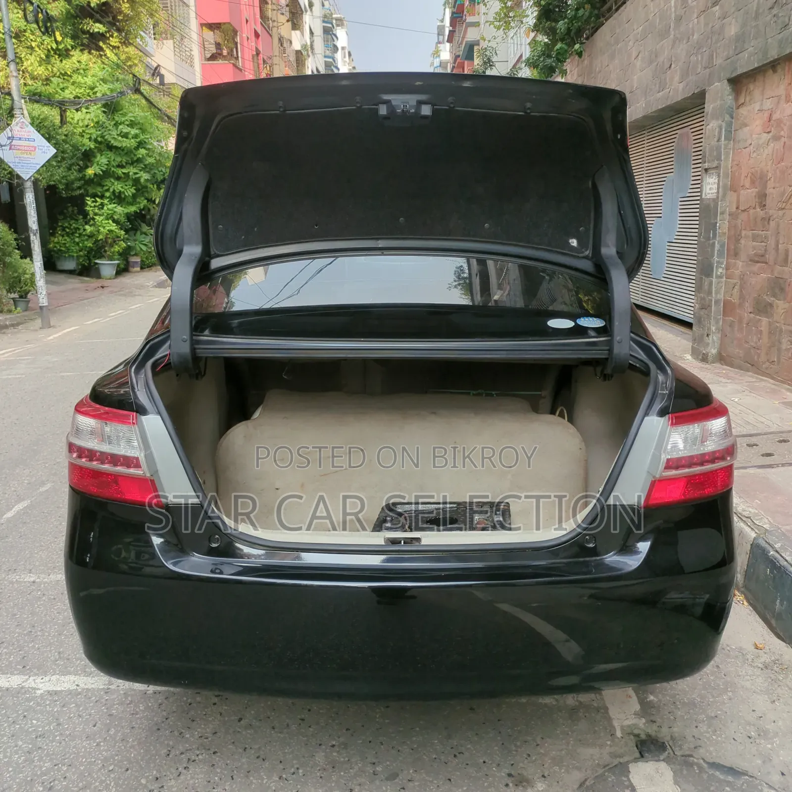 Toyota Premio 2011 Black