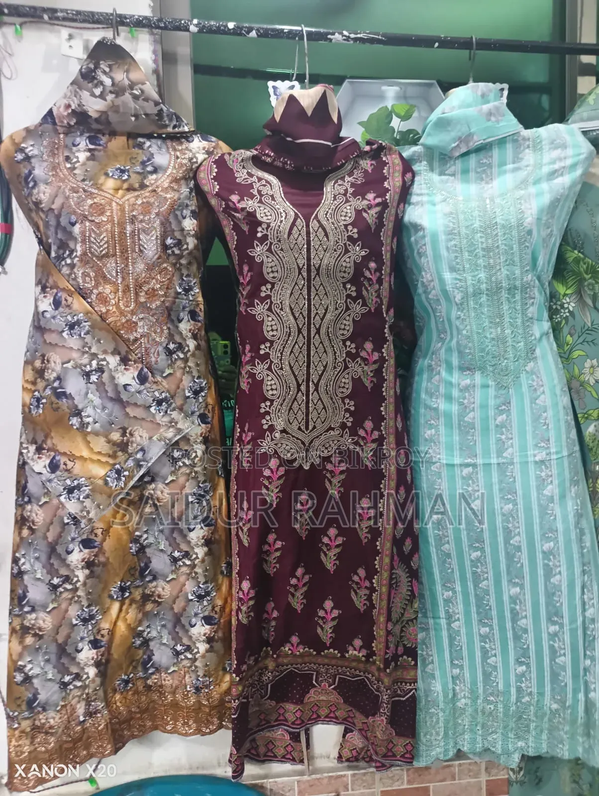 Ladies Unready Dress