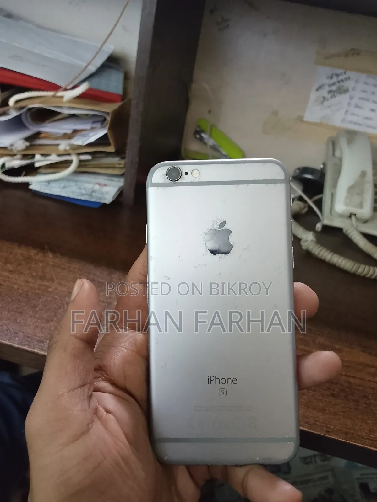 Apple iPhone 6s 16 GB White