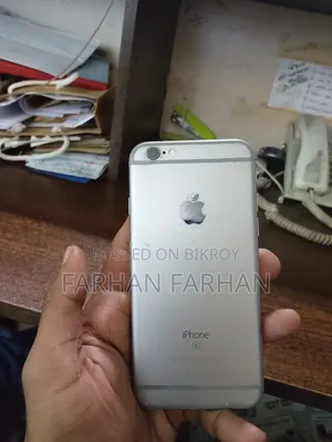 Apple iPhone 6s 16 GB White