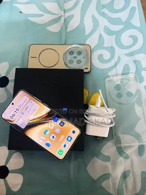 ভিভো এক্স২০০ প্রো ৫১২ জিবি হোয়াইট