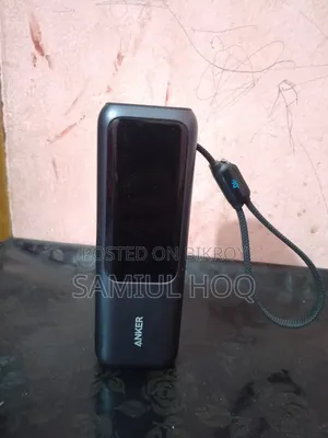 Anker Laptop Power Bank (25K, 165W, Built-in and Retractable Cables)