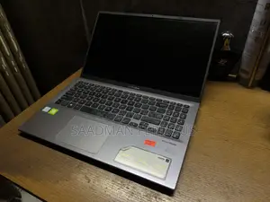Laptop Asus Vivobook 15 8GB Intel Core i5 HDD+SSD 1T