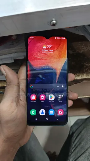 স্যামসাং গ্যালাক্সি এ৫০ ১২৮ জিবি ব্লু