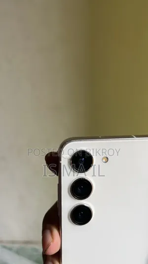স্যামসাং গ্যালাক্সি এস২৩ ১২৮ জিবি হোয়াইট