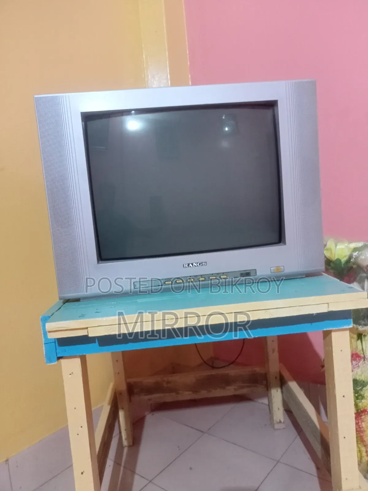 An original Rangs (21 inch) color box TV will be sold