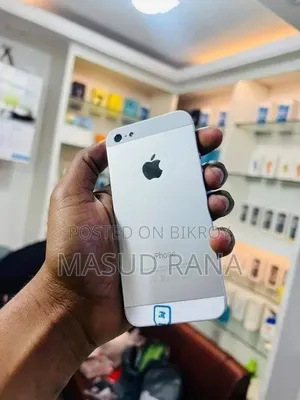 New Apple iPhone 5s 64 GB Silver
