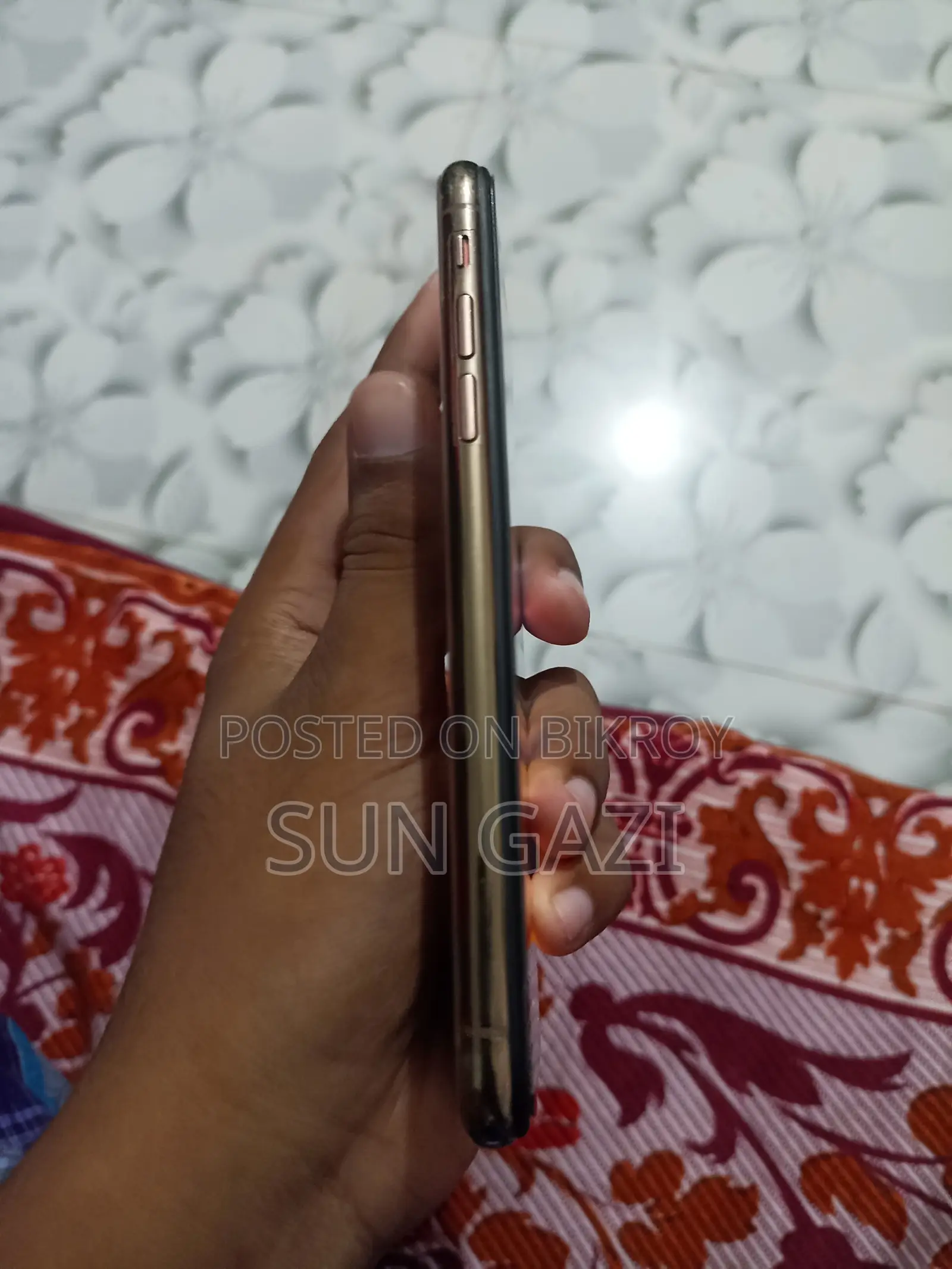 অ্যাপল আইফোন এক্সএস ২৫৬ জিবি গোল্ড