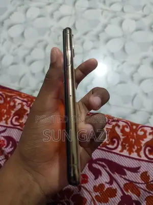 অ্যাপল আইফোন এক্সএস ২৫৬ জিবি গোল্ড