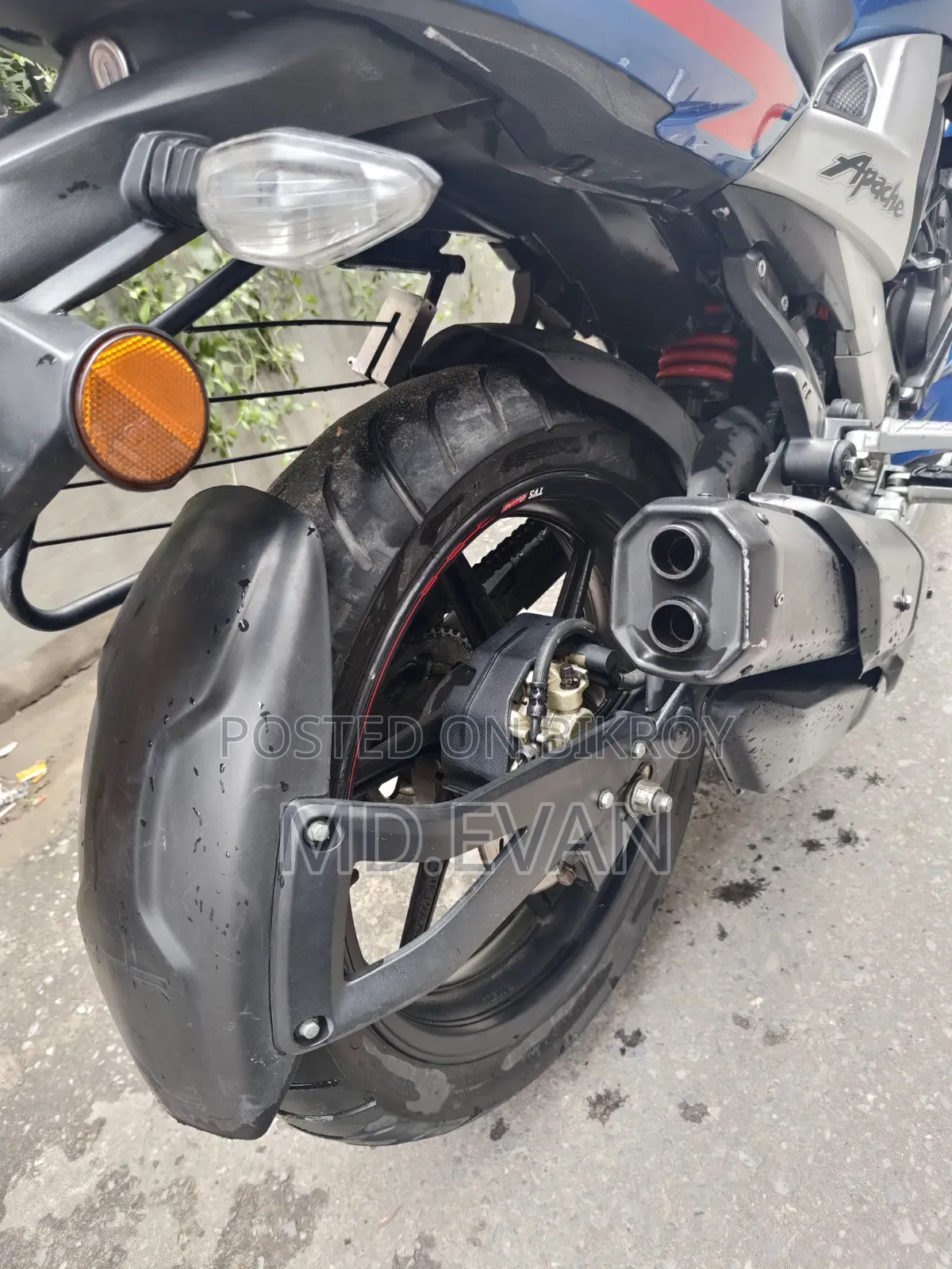 TVS Apache RTR 160 4V 2022 Blue