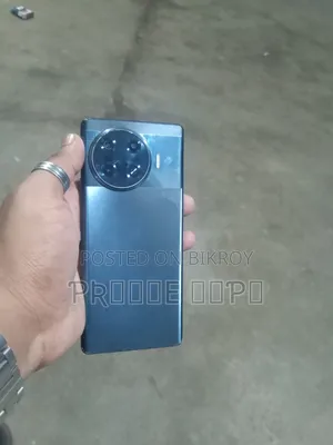 Tecno Spark 20 Pro Plus 256 GB Black