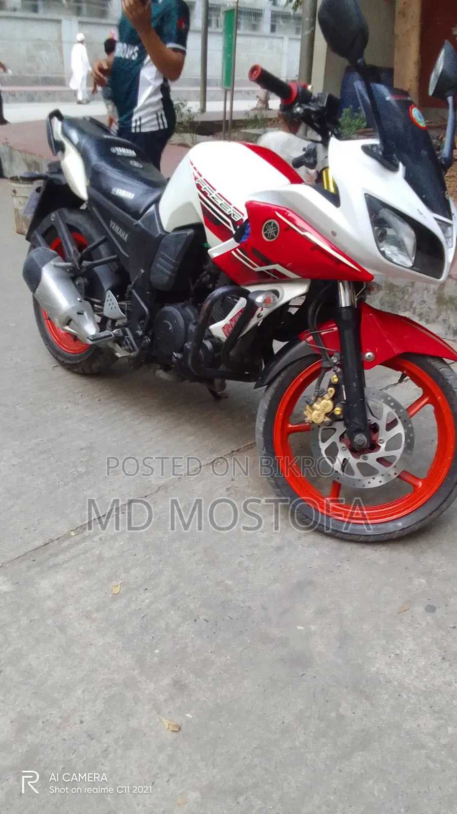 ইয়ামাহা ফেজার ভি১ ২০১৪ হোয়াইট