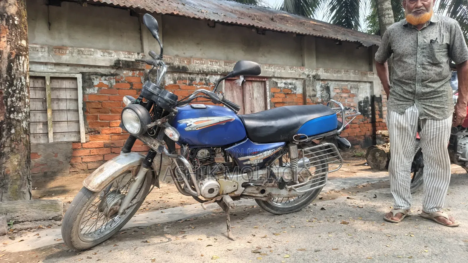 বাজাজ বক্সার ১০০ ২০০৪ ব্লু