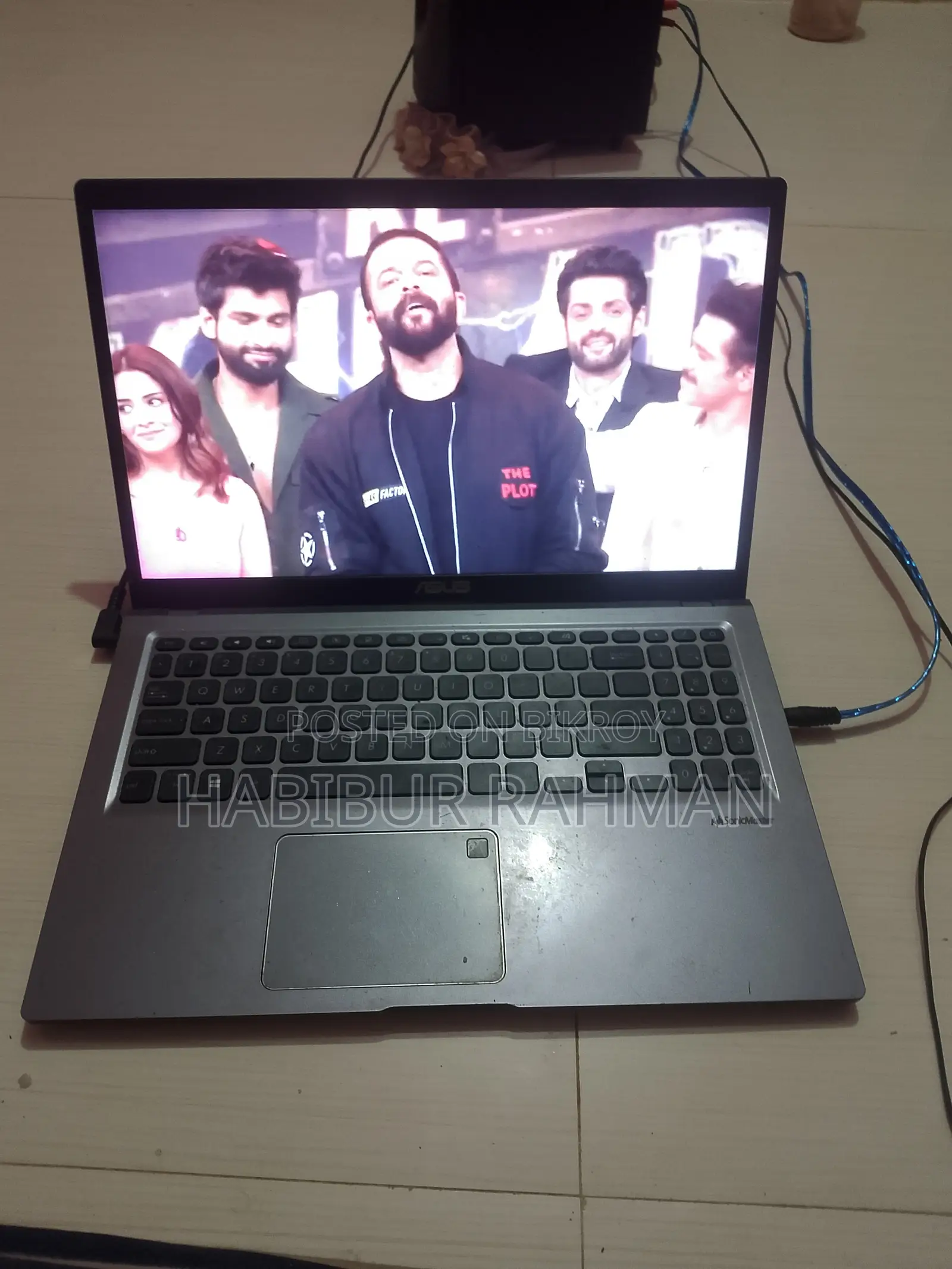 Laptop Asus Vivobook 15 4GB Intel Core i3 HDD 500GB