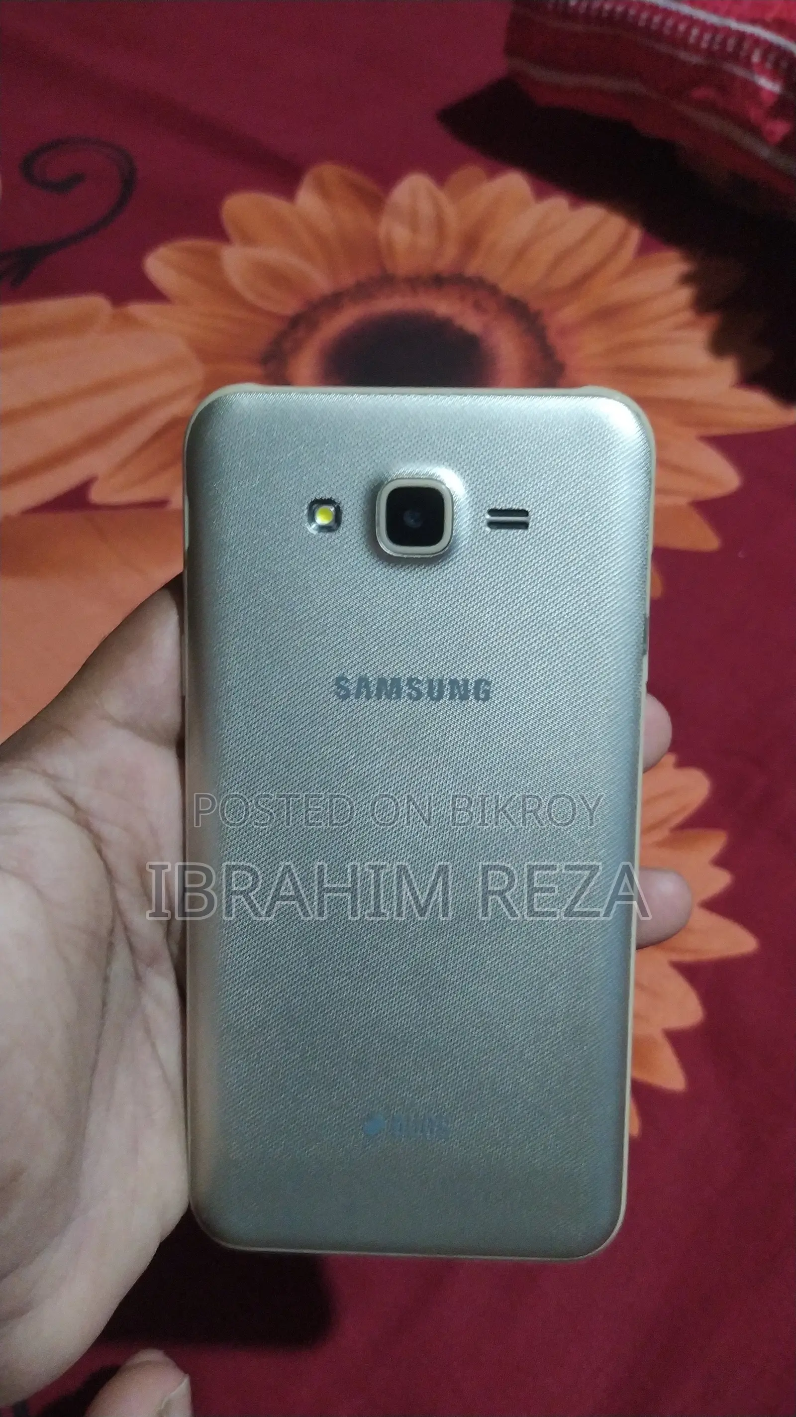 Samsung Galaxy J7 Nxt 16 GB Gold