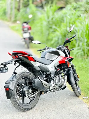 হিরো এক্সট্রিম ১২৫আর ২০২৫ রেড