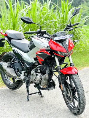 হিরো এক্সট্রিম ১২৫আর ২০২৫ রেড