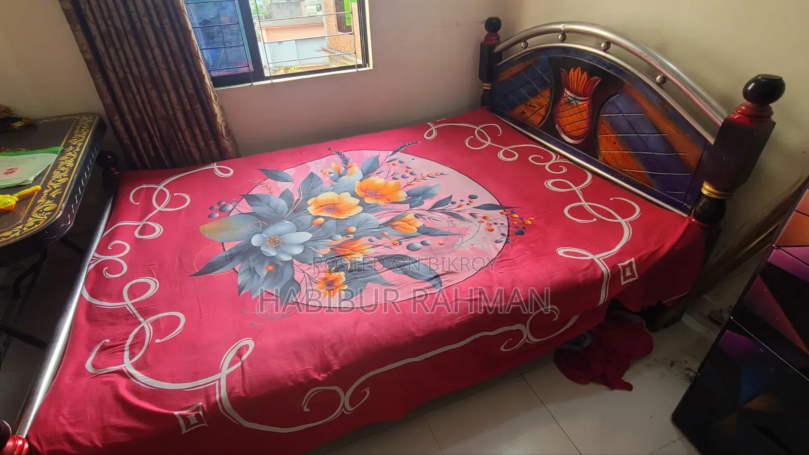 Iron Frame and Wooden Legs Single Bed 4/5 Feet Full Fresh