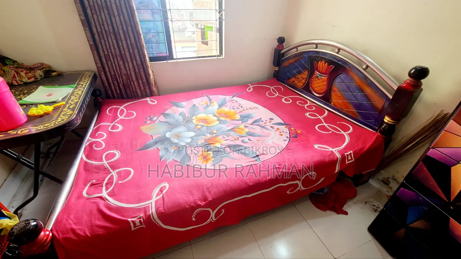 Iron Frame and Wooden Legs Single Bed 4/5 Feet Full Fresh