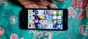 Apple iPhone 7 32 GB Black