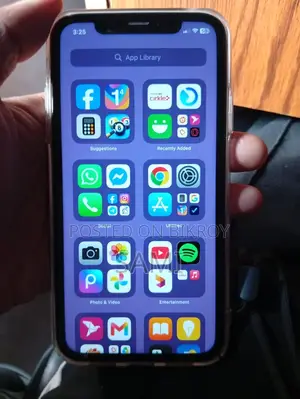Apple iPhone XR 64 GB White