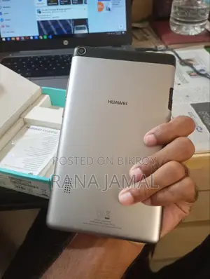 New Huawei MediaPad 16 GB Silver