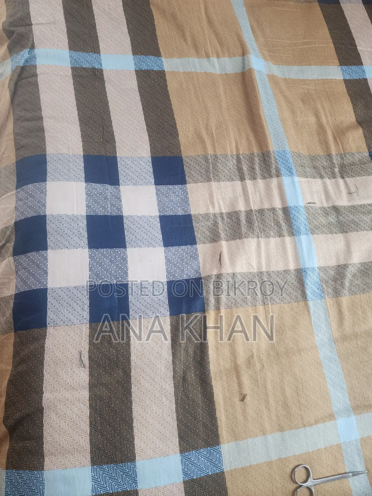 2 Bedsheets and 4 Pillow Covers