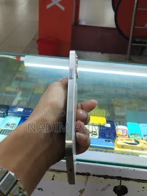 অ্যাপল আইফোন ১২ প্রো ম্যাক্স ১২৮ জিবি হোয়াইট