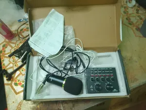 Bm 800 Best Condencer Microfone With Soundcard and Stand Full Audio