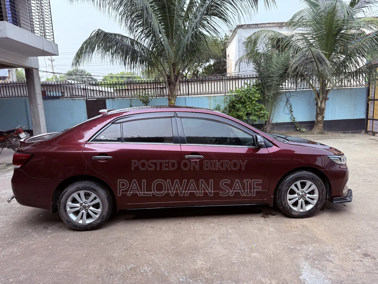 Toyota Premio 1.5 FWD 2017 Maroon