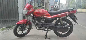 বাজাজ প্লাটিনা ১১০ ইএস ২০২১ লাল