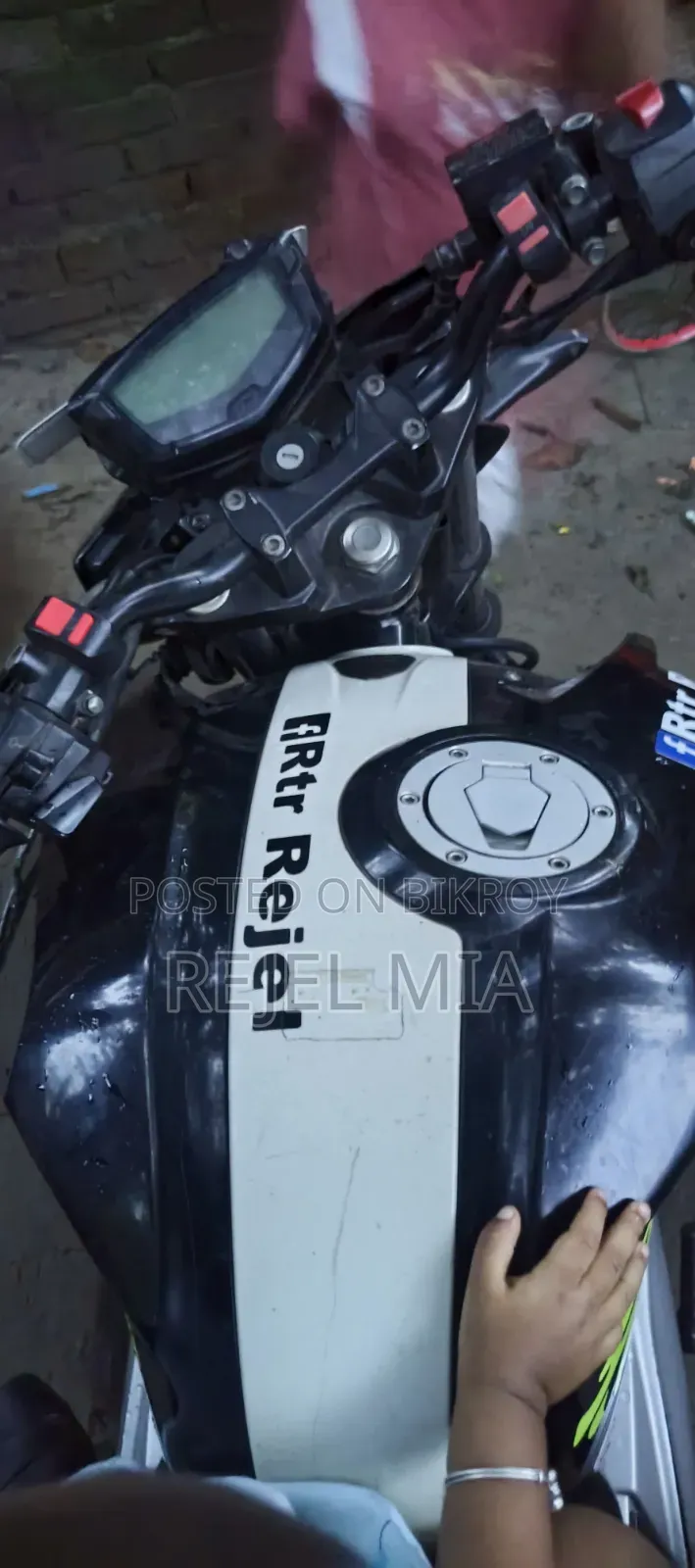 TVS Apache RTR 160 4V 2019 Black