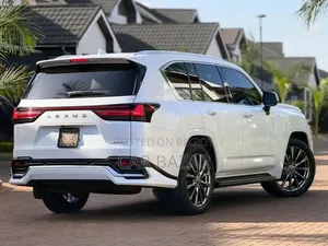 New Lexus LX 600 2023 White
