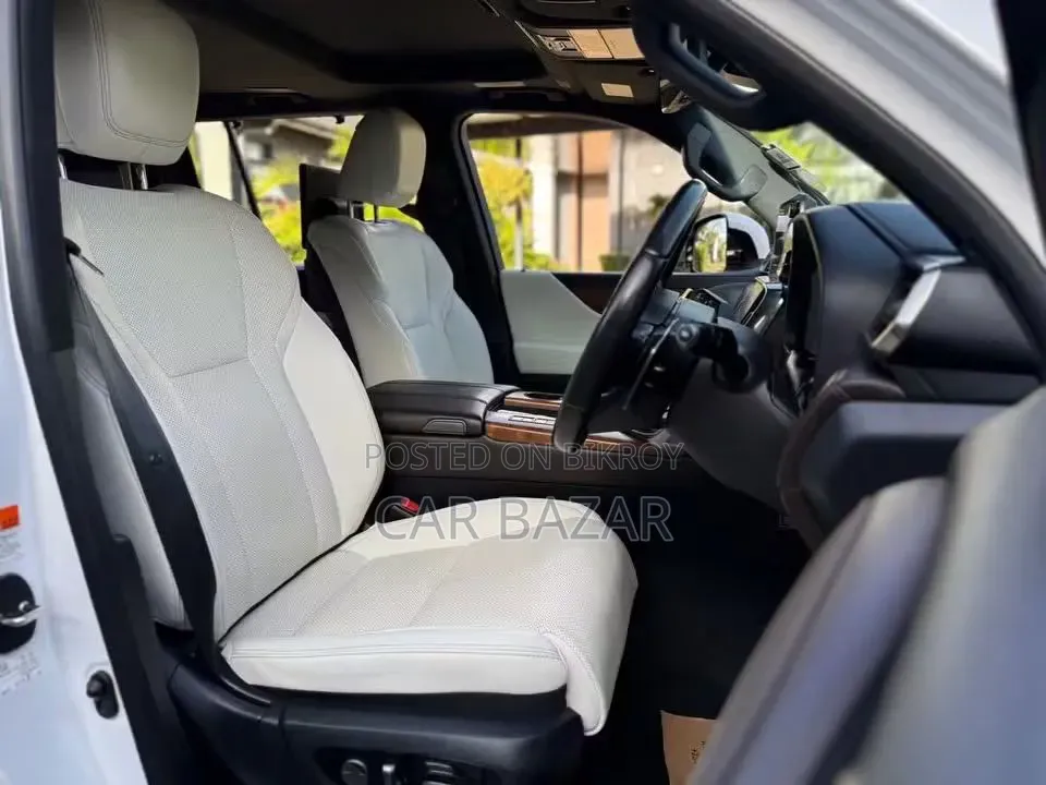 New Lexus LX 600 2023 White