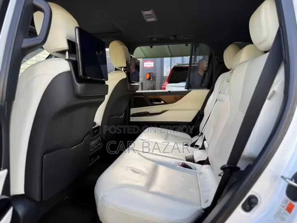 New Lexus LX 600 2023 White
