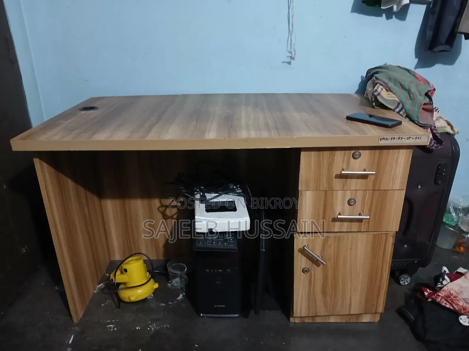 Partex Office/Computer Table