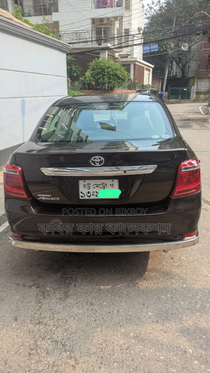 Toyota Axio 2016 Maroon