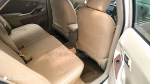 Toyota Premio 2010 Silver