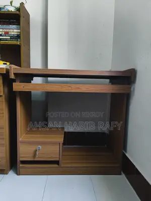 Selling Used Computer Table