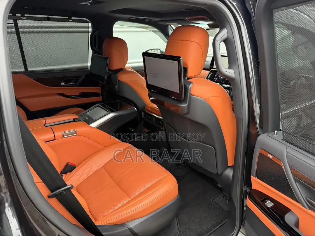 Lexus LX 600 2022 Black