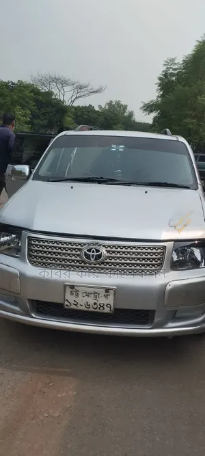 টয়োটা সাক্সিড ২০০৩ সিলভার