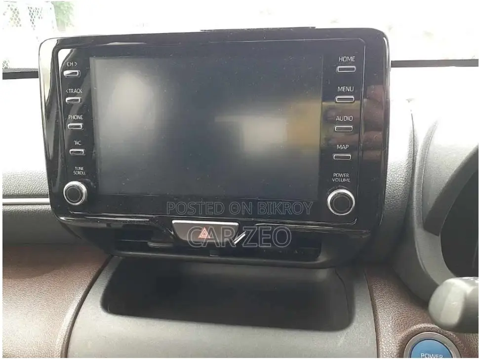Toyota Yaris Cross 1.5 Hybrid FWD 2021 Pearl