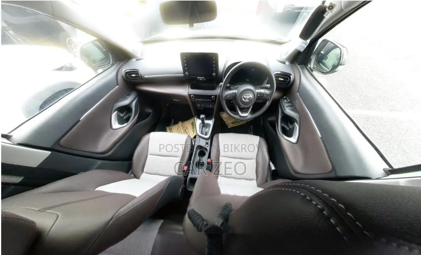Toyota Yaris Cross 1.5 Hybrid FWD 2021 Pearl