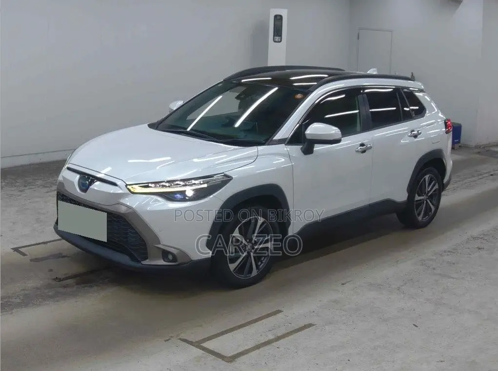 Toyota Corolla Cross 1.8 Hybrid AWD 2021 Pearl
