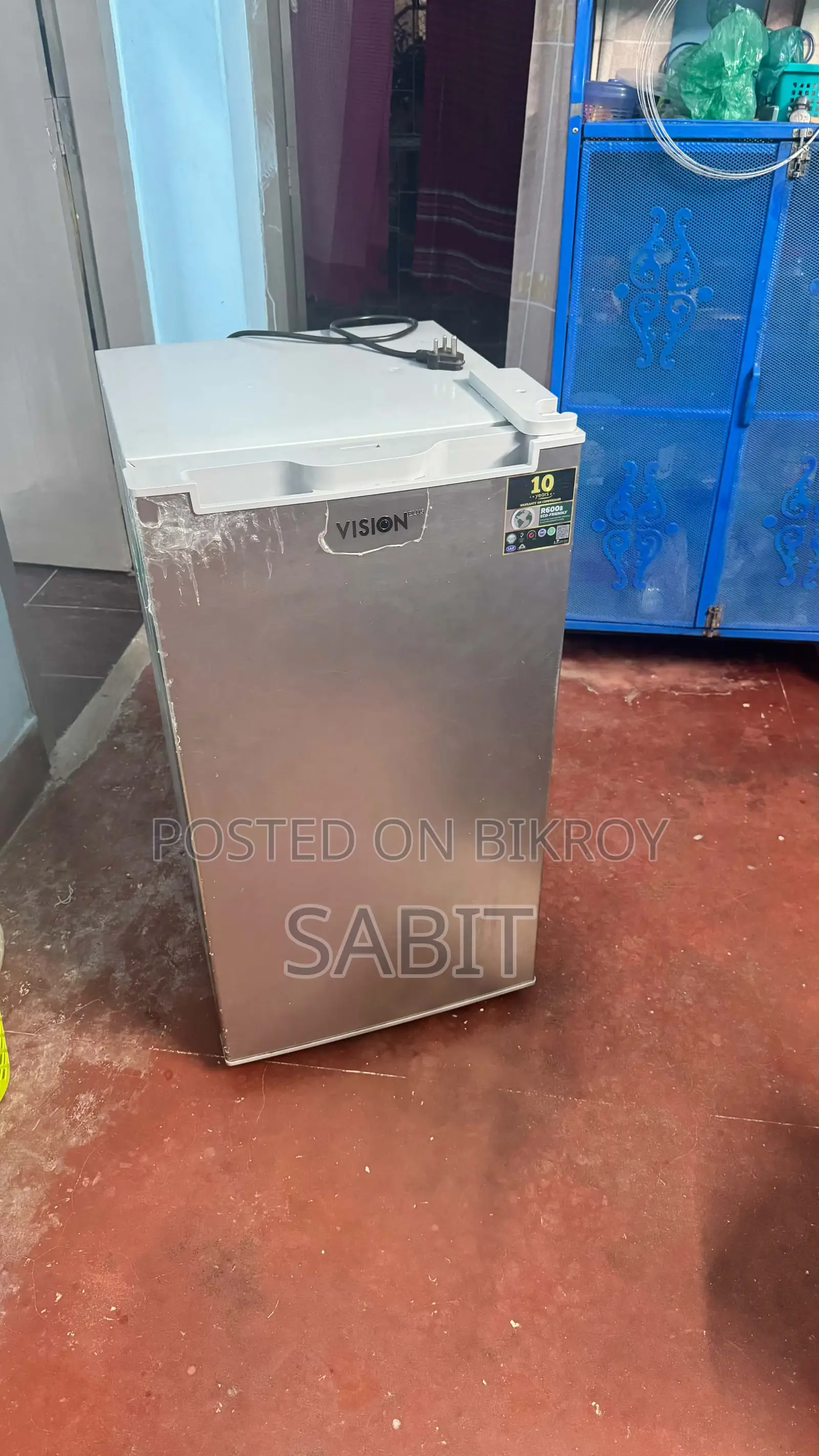 Refrigerator